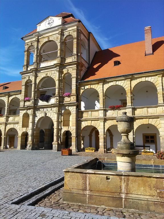 Apartmany Cechovni Moravská Třebová エクステリア 写真